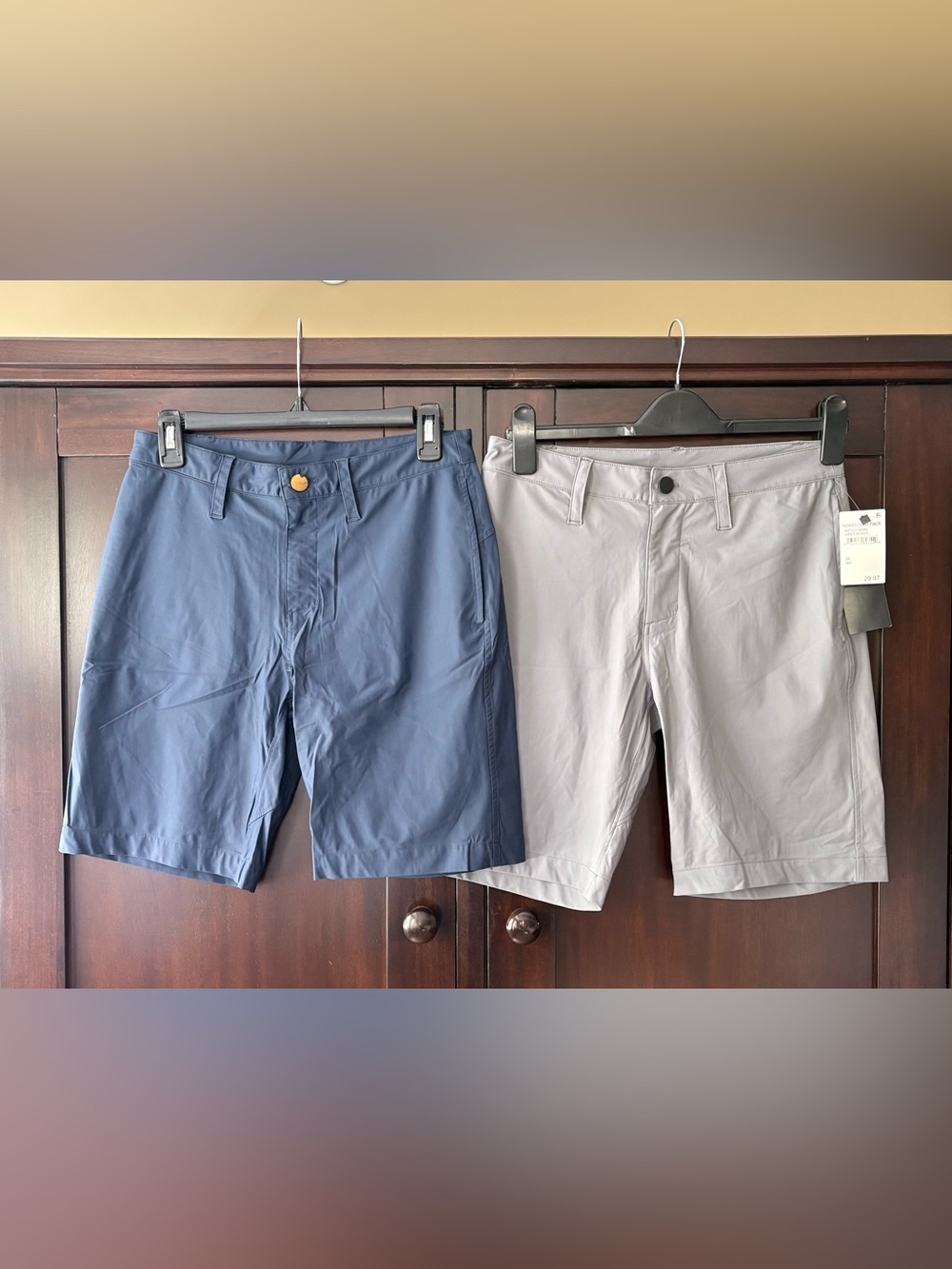 Zella Men's Light Gray and Navy Flat Front Shorts (Set of 2)